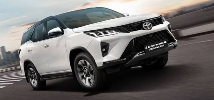Toyota’s Festive Drive: Navratri Offers Up to ₹1 Lakh Plus GST Relief Spark Buying Frenzy Across West India