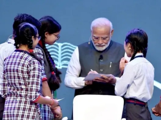 Star-Studded Pariksha Pe Charcha 2025: PM Modi Teams Up with Deepika Padukone, Sadhguru to Combat Exam Stress