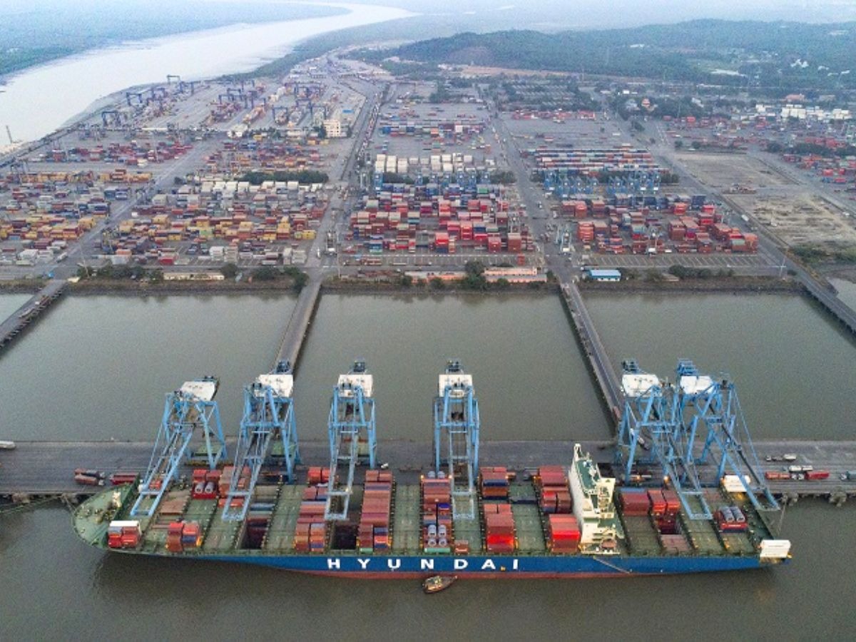 HUDCO Signs MoU With Sagarmala Finance To Back ₹800 Billion Maritime Projects