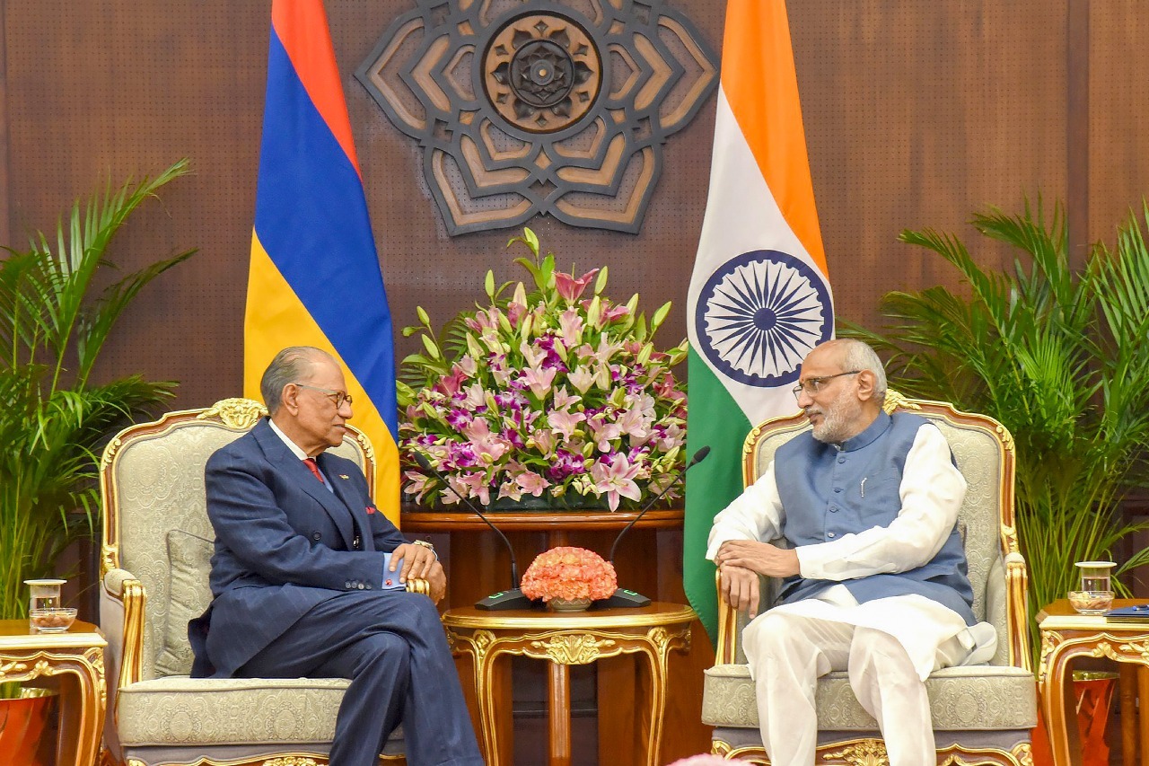 Diplomacy Meets Innovation: Modi & Ramgoolam Align Ahead of AI Summit