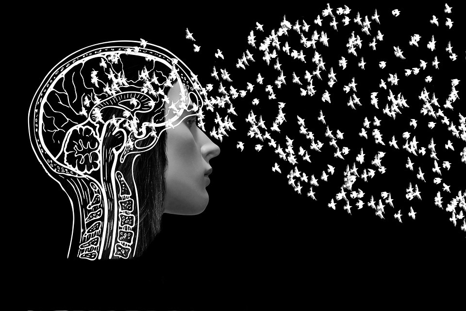 Can’t Sleep? Here’s Why Your Brain Overthinks Bedtime Chats