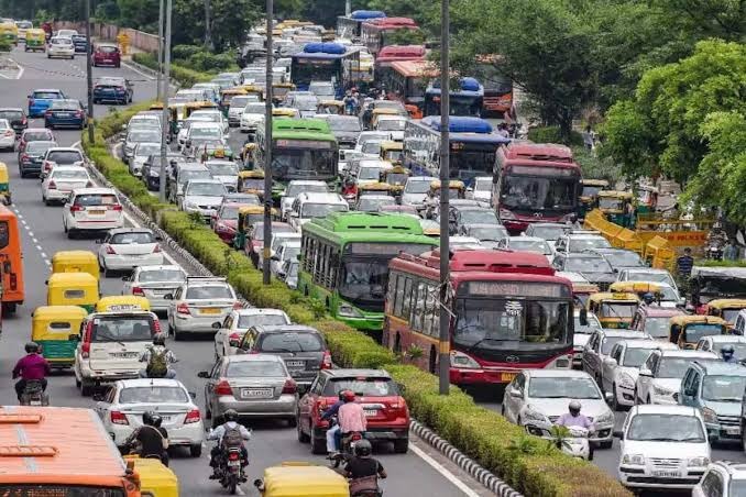Delhi Traffic Advisory: Road Closures and Diversions for Parliament Session