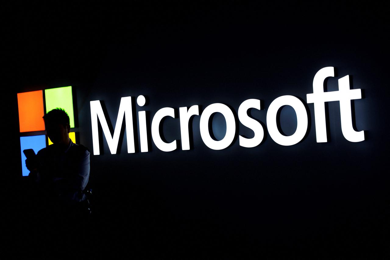 Microsoft rebuts AI sales target cut claims amid reports of customer resistance