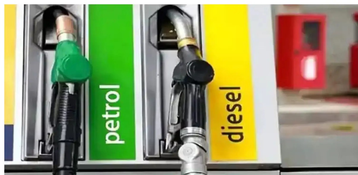 India’s October Fuel Sales Show Mixed Trends: Diesel Down 0.3%, Petrol Up 7.4% YoY