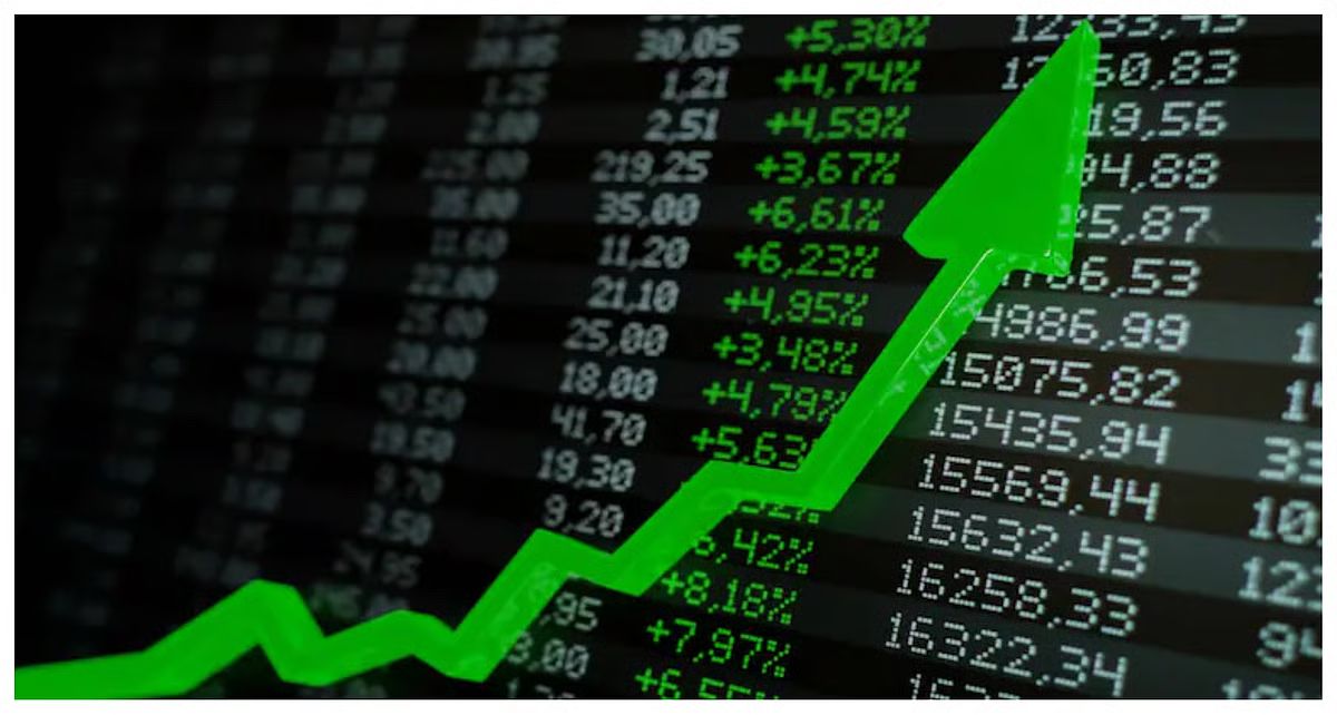 Financials Shine: Nifty Services Index Climbs 1% Amid Investor Optimism