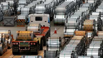 Steel Crisis Looms: China's Market Teeters on Supply-Demand Precipice