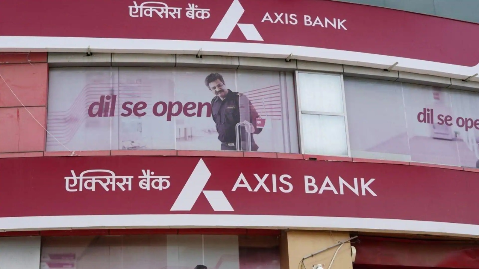 Axis Bank Launches Seamless Fixed Deposit Feature via Mobile App