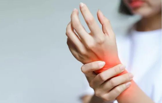 Can Weak Hands Undermine Your Gains? The Secret to Building Solid Wrists