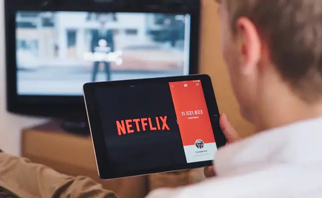 Netflix’s Bold Move: Phone Casting Disabled, What This Means for Your Binge-Watching