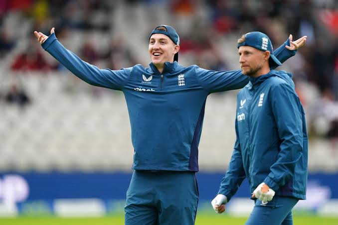 England Steady at 87/3 After 15 Overs Against South Africa