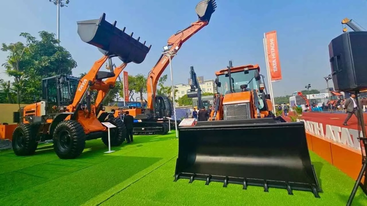 Tata Hitachi Unveils All-New EX 350LC Prime Excavator at STONA 2025