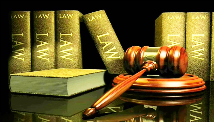 Karnataka HC Says ITI and Diploma Graduates With a Degree Can Pursue LLB