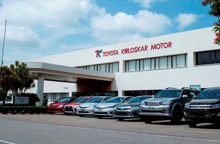 Toyota Kirloskar Motor Sells 30,043 Units in March 2025, Registers 6% Growth Over February