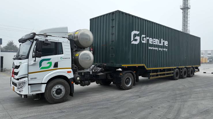 GreenLine Partners Dabur India to Deploy LNG Trucks