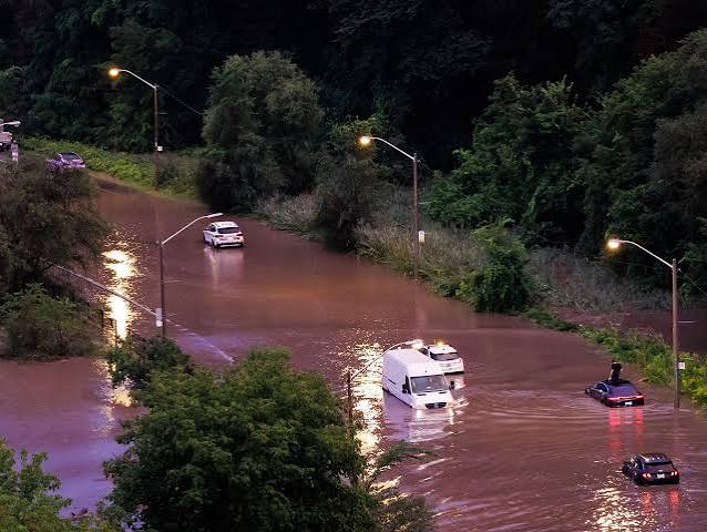 Toronto Underwater: ‘100-Year Storm’ Leaves Homes Flooded, Power Cut