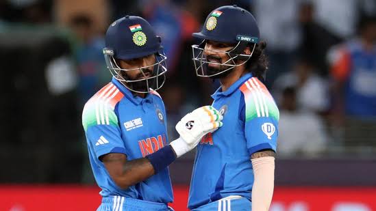 India on the Verge of Victory Against New Zealand in Thrilling Chase