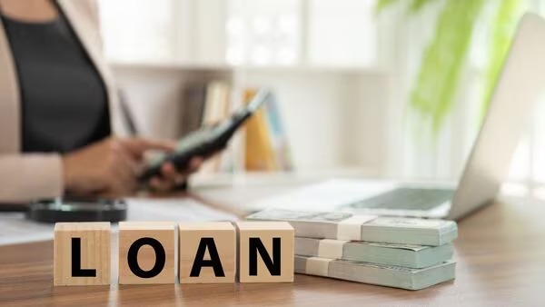 Digital Lending Surge Pushes Personal Loan Book To ₹1.39 Lakh Crore