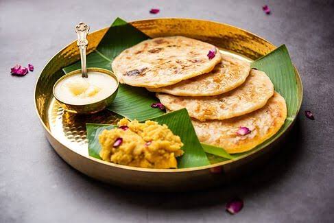 Spice, Sweet, and Everything in Between: Maharashtra’s 8 Signature Delights Unveiled