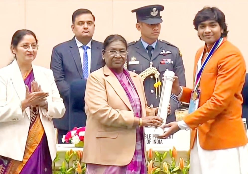 Teen Mountaineer Vishwanath Karthikey Conquers Heights, Claims Prestigious Bal Puraskar