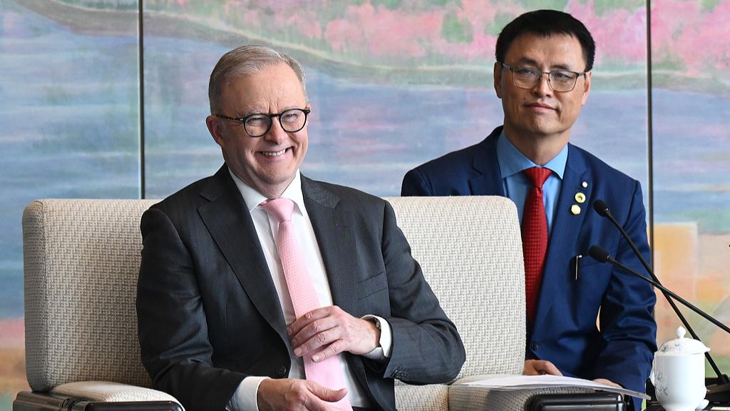 Australia PM Albanese Emphasizes Robust Ties on High-Profile China Visit