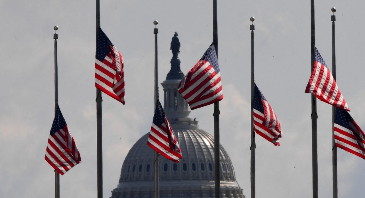 Democratic Divide: New Poll Reveals Party Base Wants Leadership Change and Wealth Tax Focus