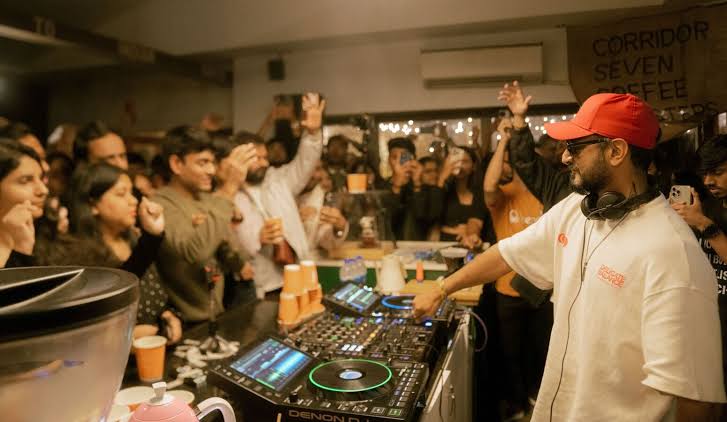 Ditch the Nightclub, Hit the Coffee Bar: Where Beats and Brews Collide