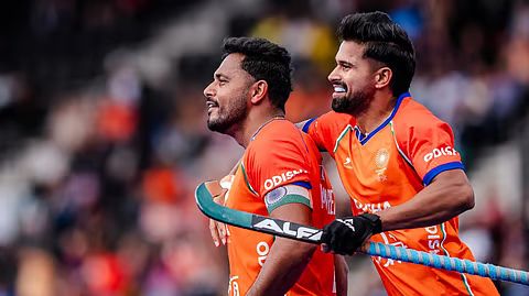 Five-Star Finale: India Defeats Pakistan 5-3 to Advance in Hockey World Cup