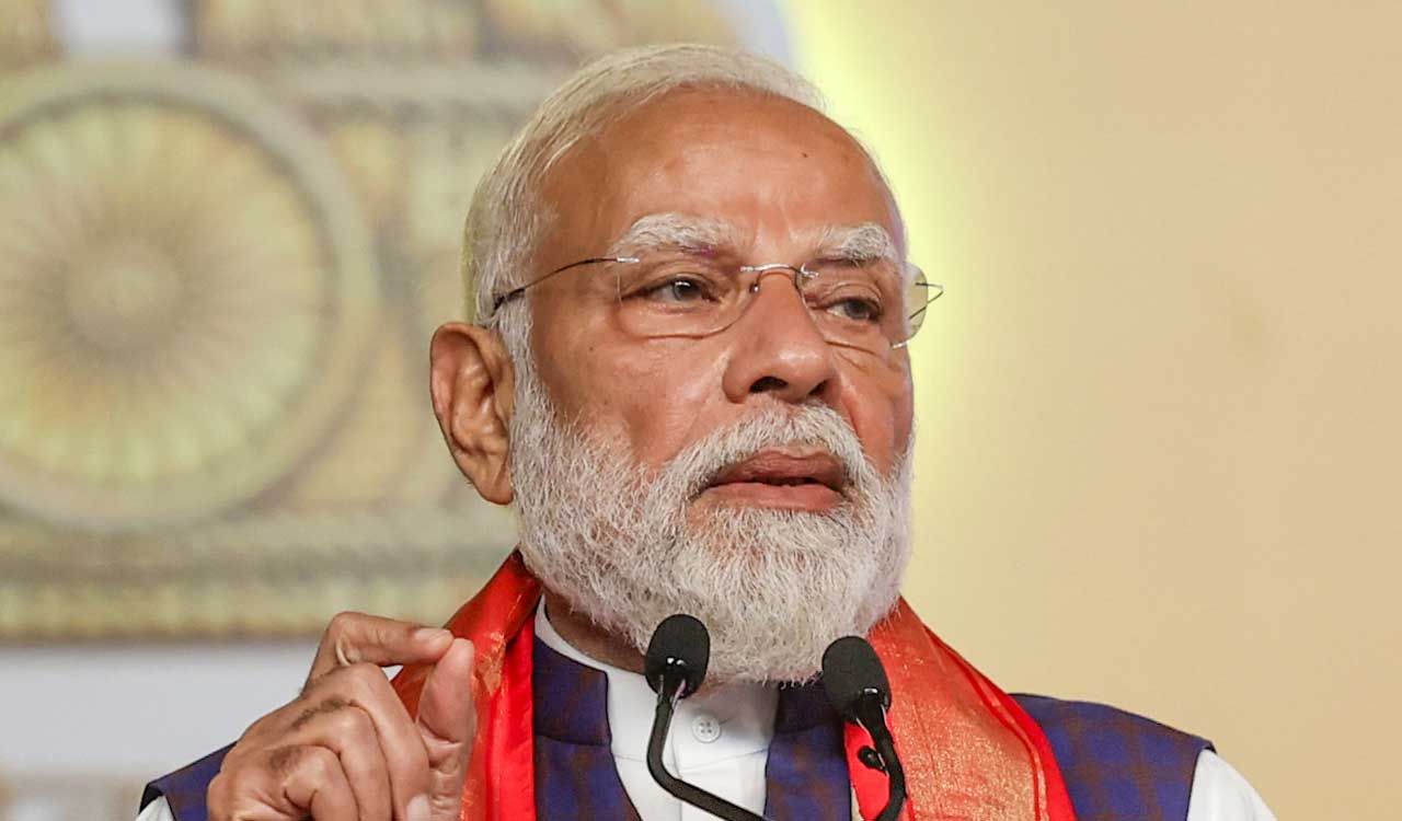 PM Modi Reviews ₹30,000 Crore Projects, Calls For Mission-Mode Rooftop Solar Expansion