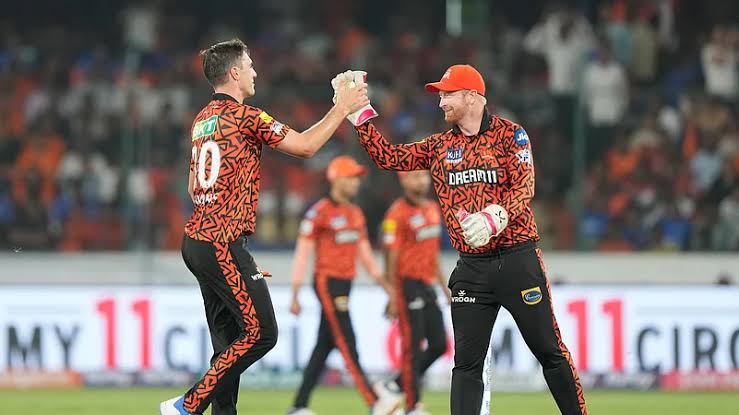 KKR Openers Dismissed Early as SRH Strikes Back
