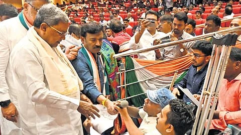 From Protests to Progress: Government Green-Lights Civic Staff Reforms Across 10 Cities