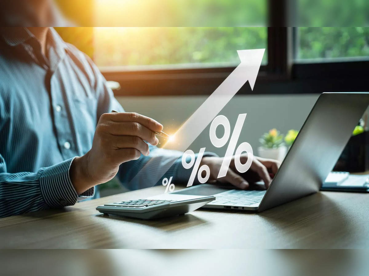 Debt Dynamics: Is Now the Perfect Time to Dive into Debt Funds?