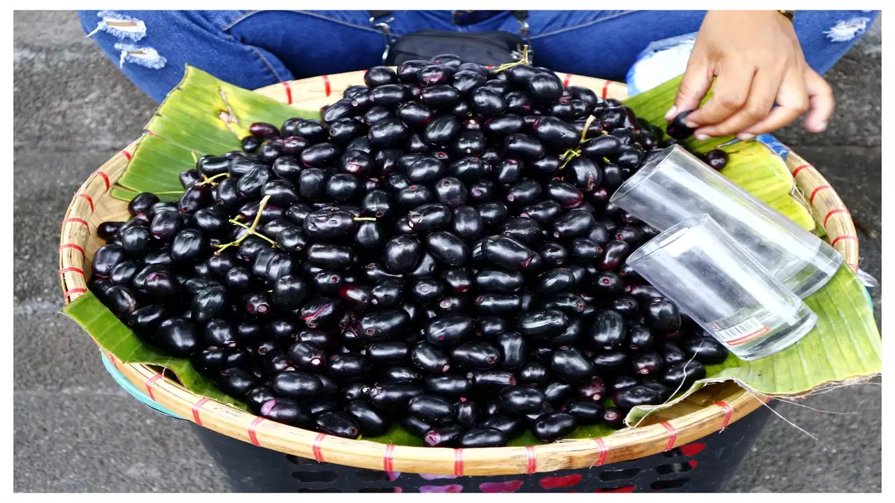 Jamun Season Arrives—A Sweet, Tart Taste of Delhi’s Monsoon