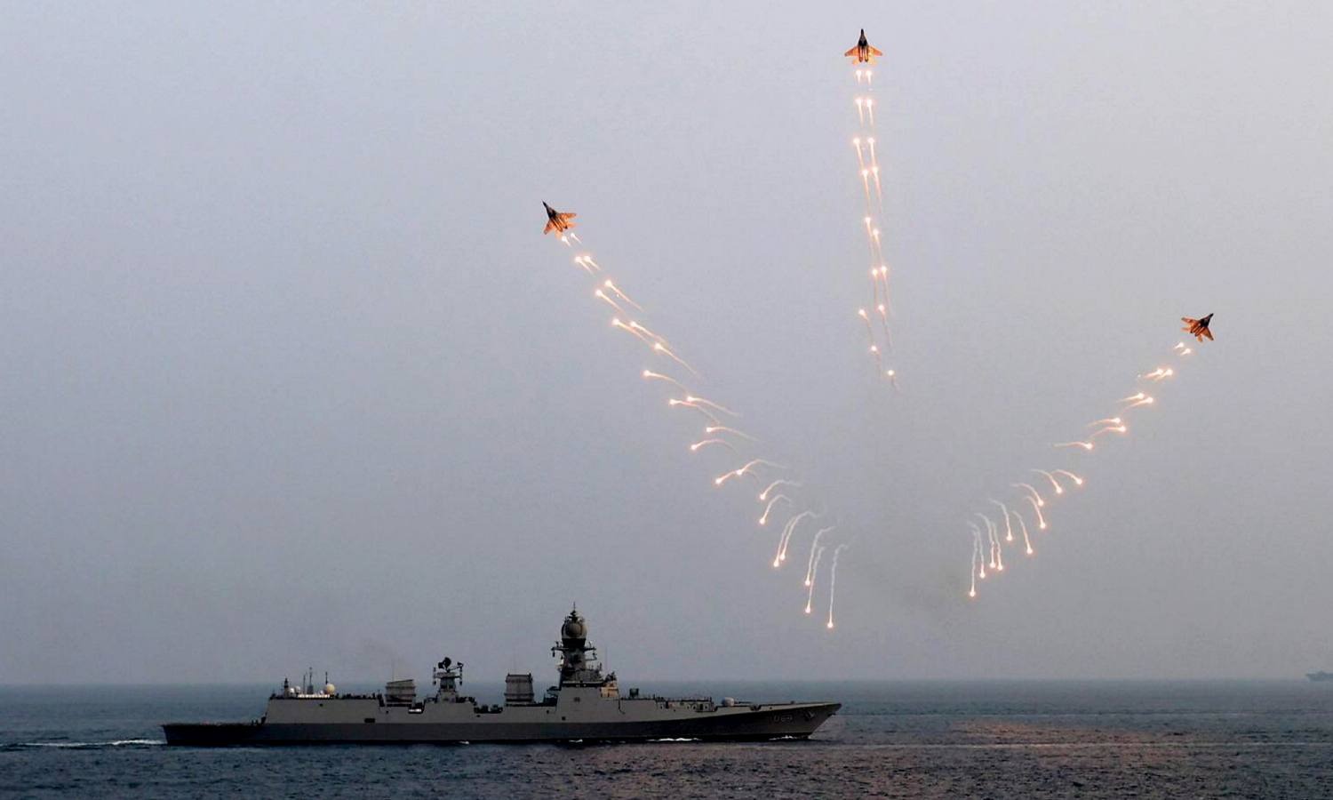 PM Modi Celebrates Diwali on INS Vikrant, Ignites Spirit of Aatma Nirbhar Bharat