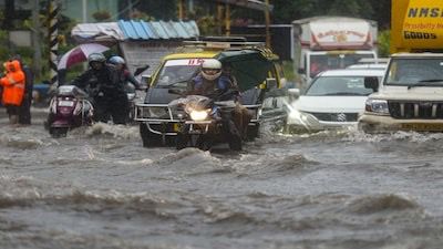 Monsoon on Overdrive: IMD Issues Yellow & Orange Alerts Across Southern States