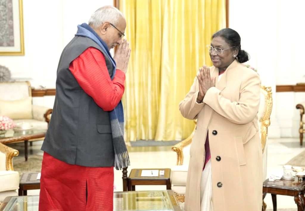Vice President Radhakrishnan Meets President Murmu To Exchange New Year Greetings