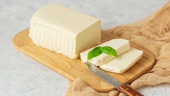 Hidden Dangers of Excess Protein Intake: Endocrinologist Shares Optimal Daily Guidelines