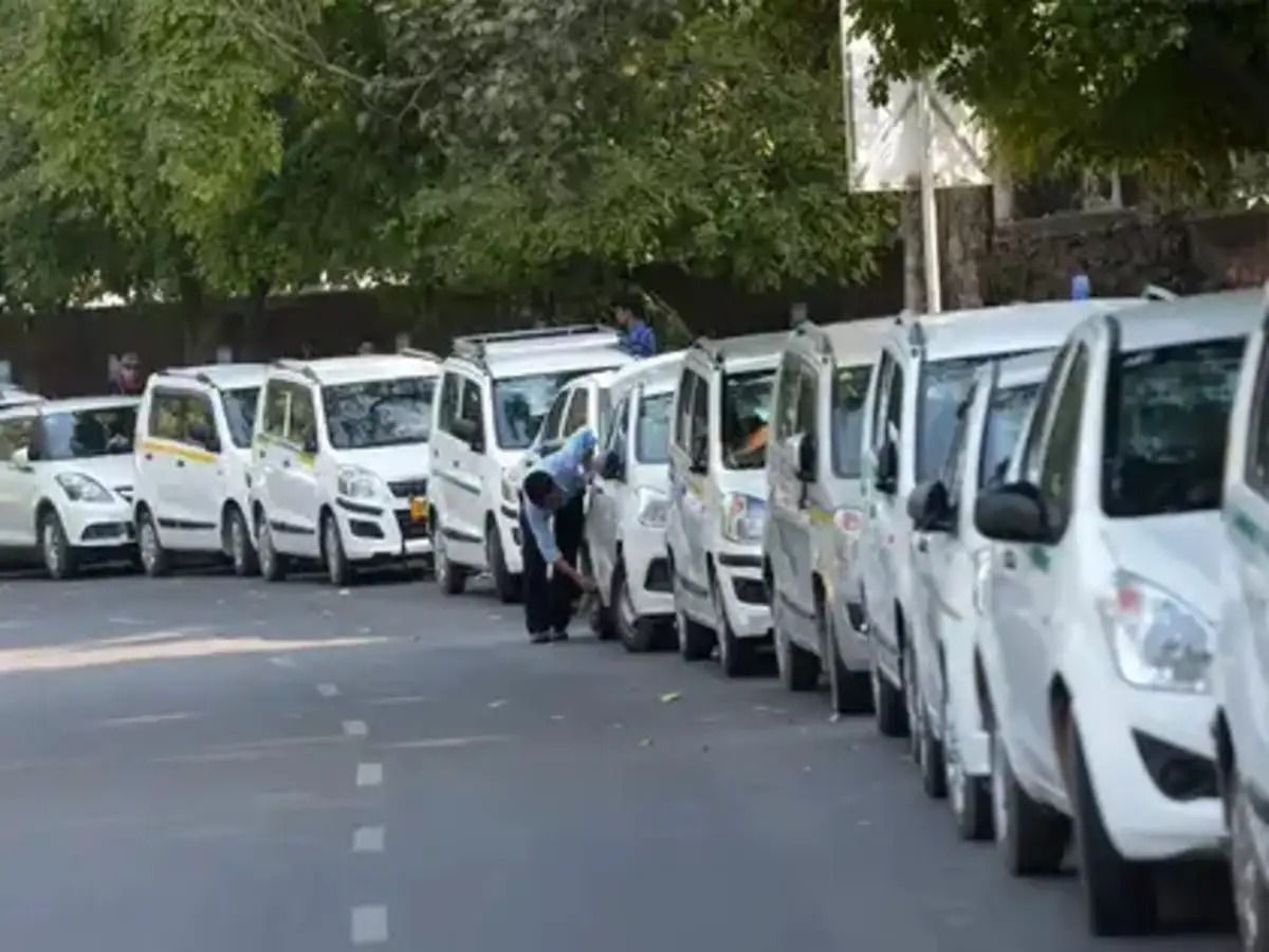 Empowering Rides: Kolkata Rolls Out Women-Only Cab Service ‘UMA’
