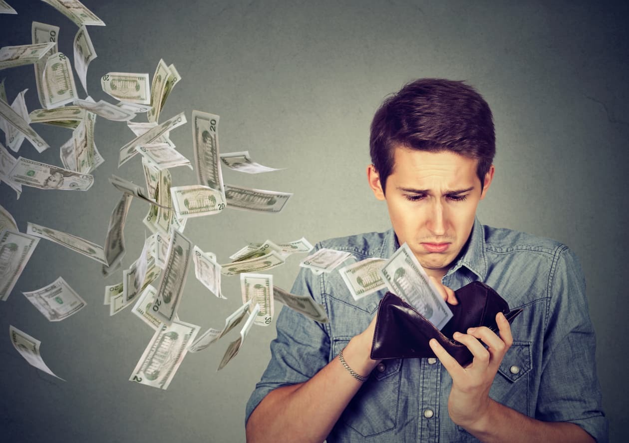 Money Matters: Decoding the Right Time to Worry About Your Finances