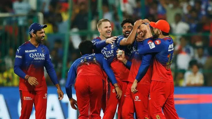 KKR Stumbles After Strong Start, Loses Two Quick Wickets