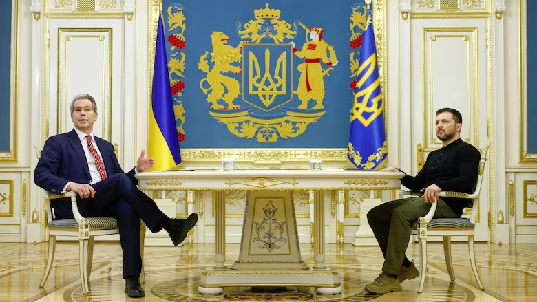 Kyiv Strikes Gold: Ukraine’s Parliament Greenlights Thrilling U.S. Minerals Pact