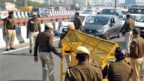 Divine Detours: Traffic Curbs Around Burari’s Nirankari Ground for Shiv Mahapuran Katha