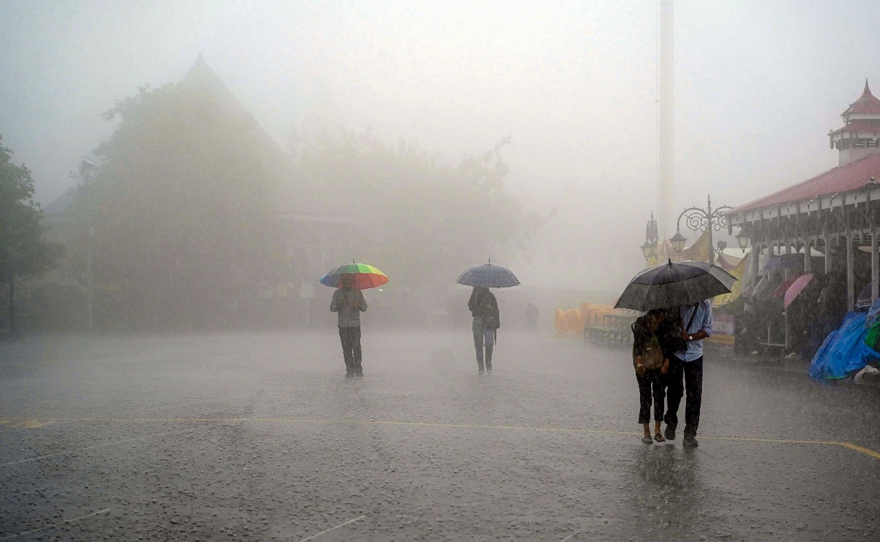 Himachal Pradesh On High Alert: Red Warning Issued For Torrential Rains Till Tuesday