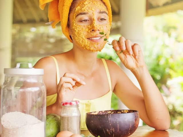 Sun Saboteurs: 7 Power-Packed DIY Remedies for a Dazzling Comeback