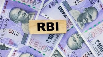 The Hidden Battle For The Rupee: How RBI Uses Offshore Markets To Shield Currency