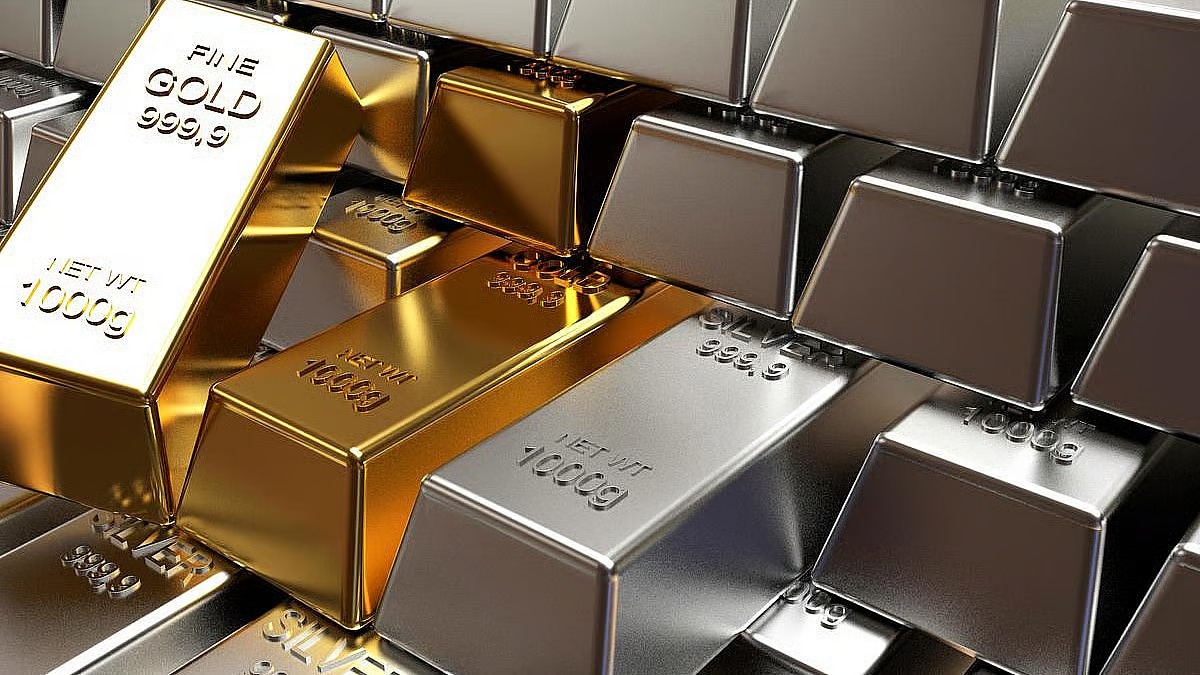 Bullion Boom: Silver Tops Rs 4 Lakh, Gold Hits New Peak