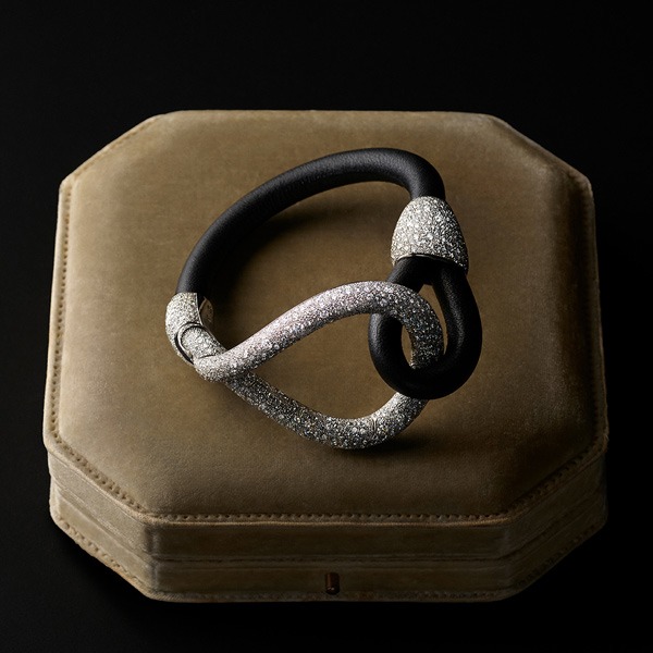 Gucci Speaks Fluent Luxe: A Stylish ‘NewLexicon’ of Italian Elegance