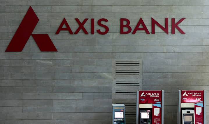 Axis Bank Elevates Neeraj Gambhir as Executive Director After RBI Approval