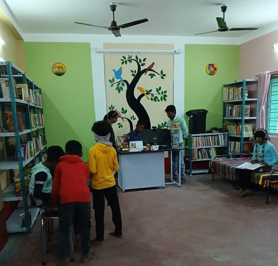 Kolkata Couple Builds Library To Transform Education In Hooghly Village
