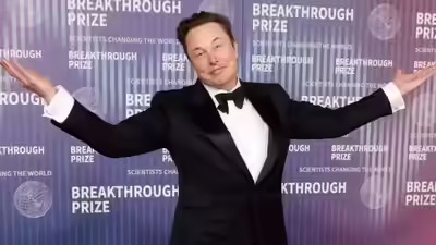 Elon Musk Raises the Stakes in High-Stakes Vote Over $1 Trillion Pay Package