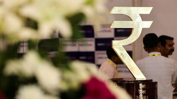 Rupee Slips Marginally to 88.66 Against Dollar Amid Mixed Global Cues